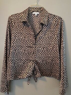 Madison d’Amelie Black & Cream Checker Tie-Front Blouse